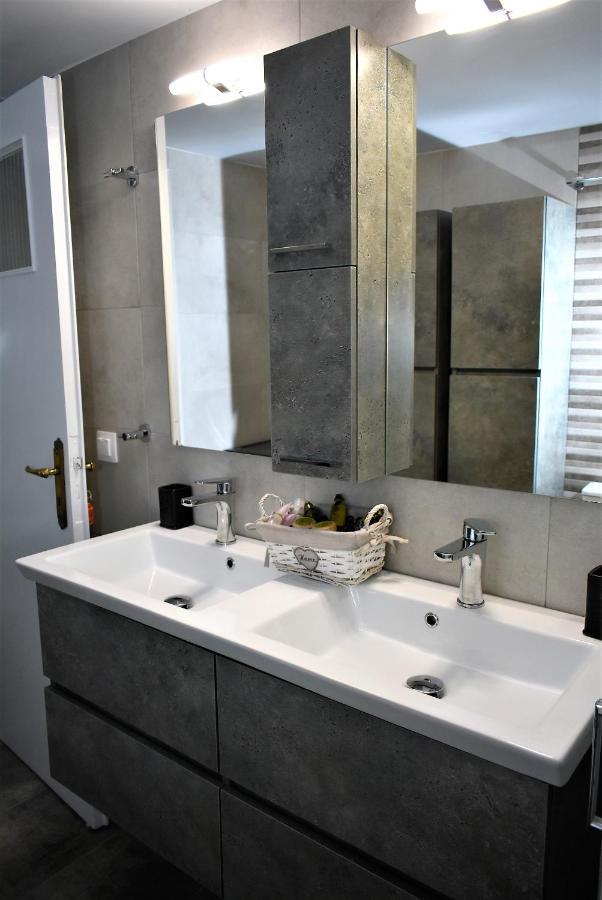 High Quality 110Qm 2Br At Simos-Lux-Apartment Atena Exterior foto